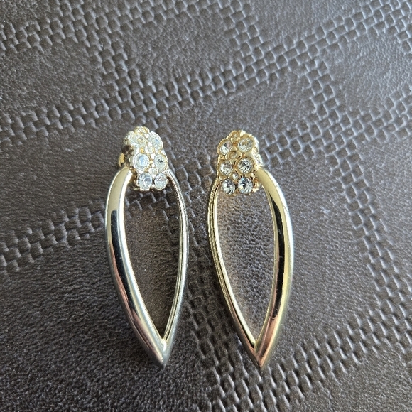 Vintage 80s Princess Jewerly Elegant Gold Teardrop Earrings with Crystal Accents - Picture 7 of 8